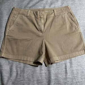 Vineyard Vines shorts